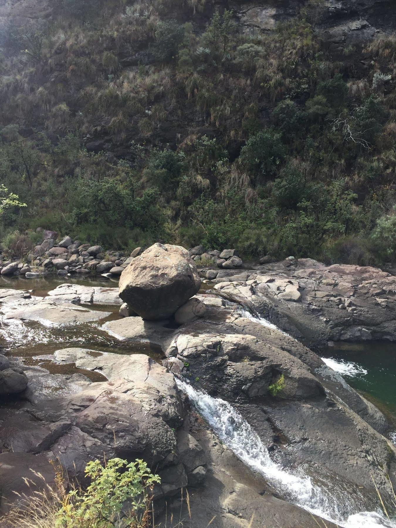 Maliba Mountain Lodge Butha-Buthe Bagian luar foto