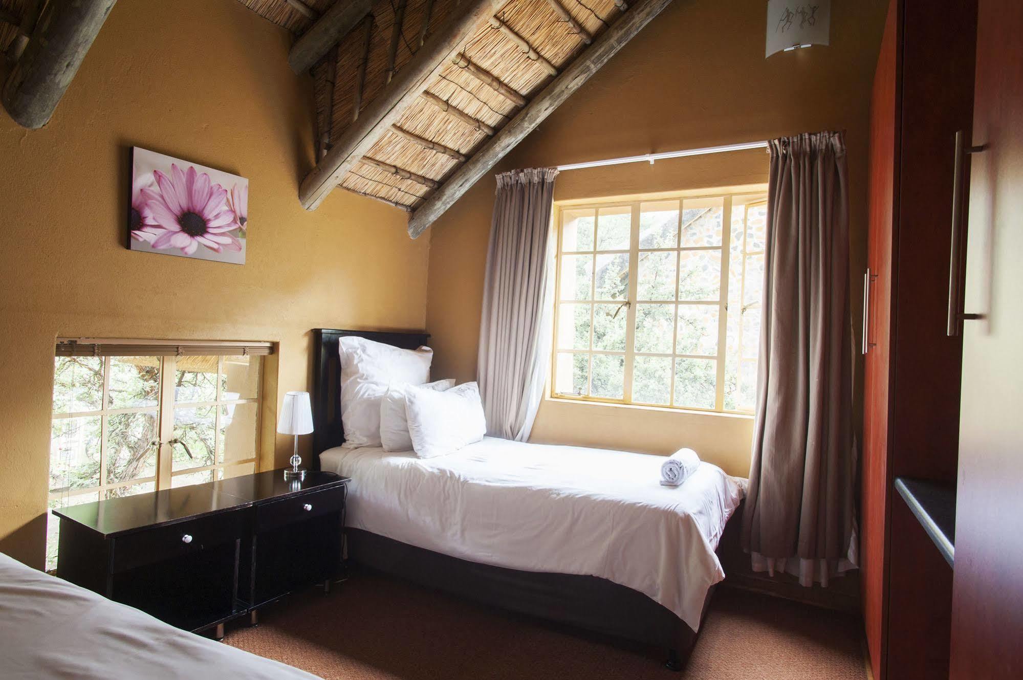 Maliba Mountain Lodge Butha-Buthe Bagian luar foto